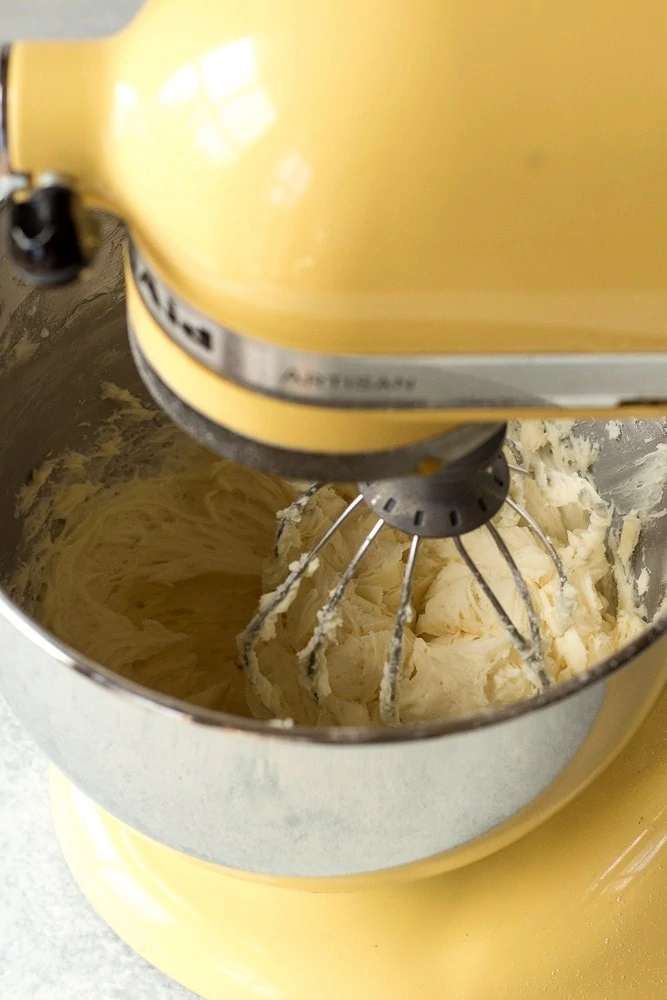 Prepare Buttercream Filling for Cream Horn Pastry Cookie